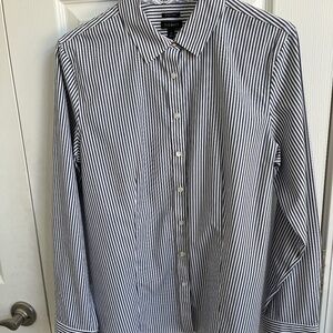 Talbots fitted blouse